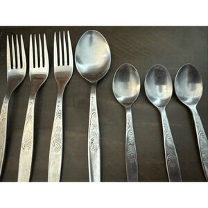 Rogers Floral Scroll Pattern S1712 Stainless  6 Pieces Flatware Misc Pieces